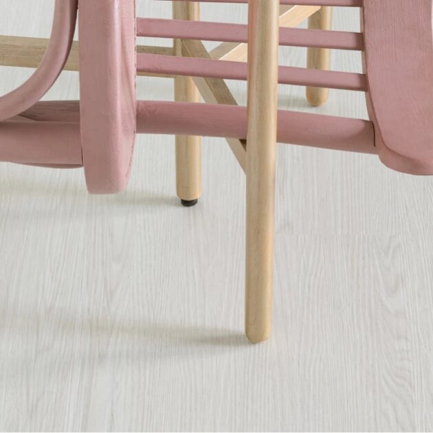 10675 Дуб Гюстров