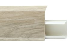 Плинтус пластиковый Winart Quadro 55 мм Дуб Полярный 514