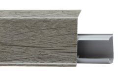 Плинтус пластиковый Winart Quadro 55 мм Дуб Сепия 536